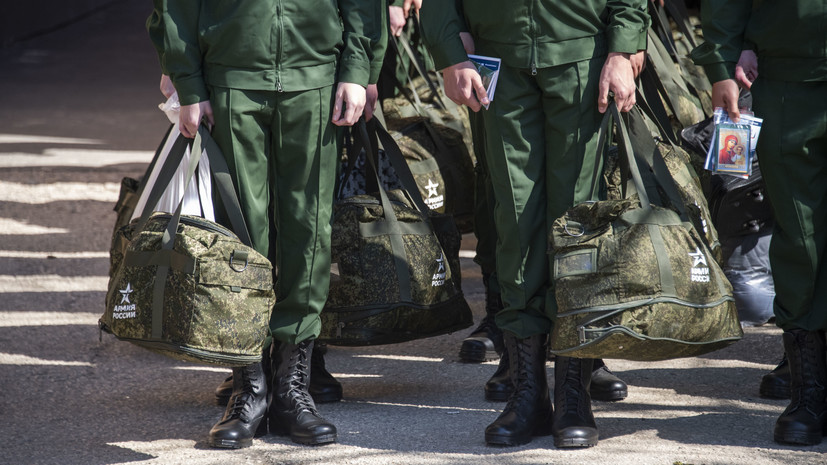 135 тысяч срочников: Путин подписал указ об осеннем призыве