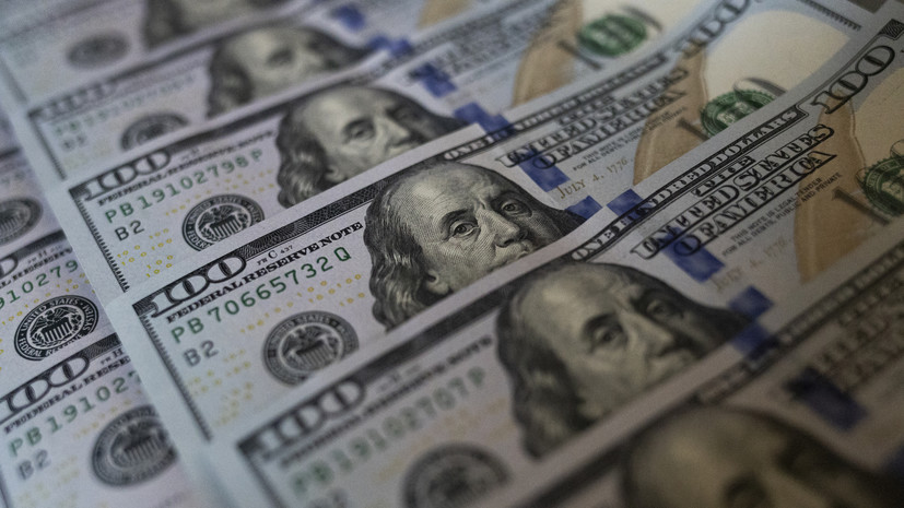 Банк России понизил курс доллара до 80,85 рубля