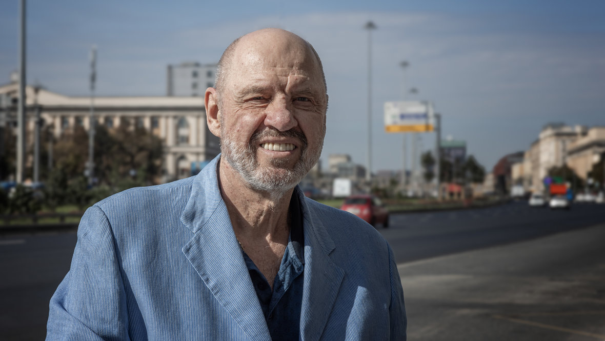 Виктор Петраков.