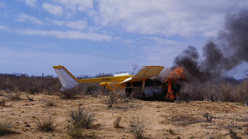 Авиакатастрофа на автомагистрали в Массачусетсе