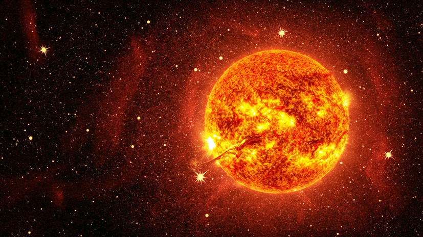 Мощная солнечная вспышка класса M