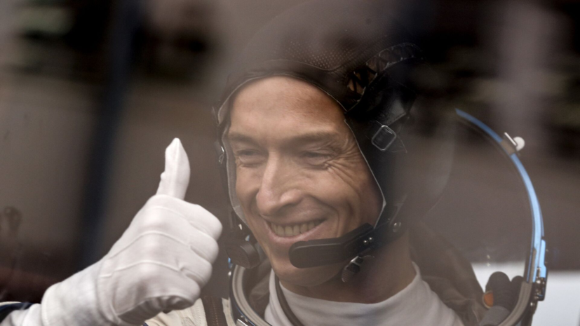 Космонавт Сергей Рыжиков оставил благодарственную надпись на спускаемом аппарате