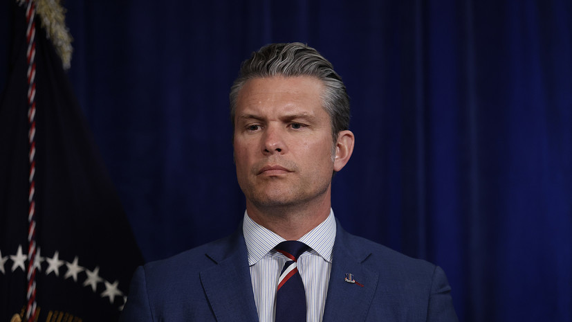 Хегсет: «лица в нетрадиционной одежде» перестали отвлекать внимание военных