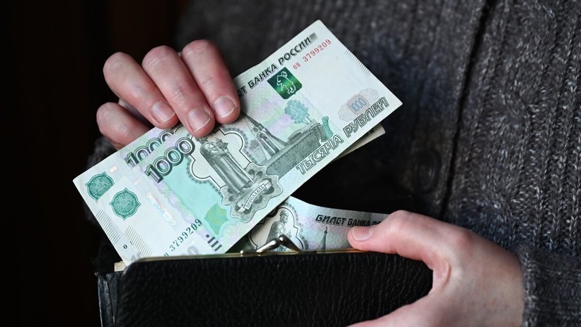 Судебная задолженность: как проверить, погасить и избежать ограничений в правах