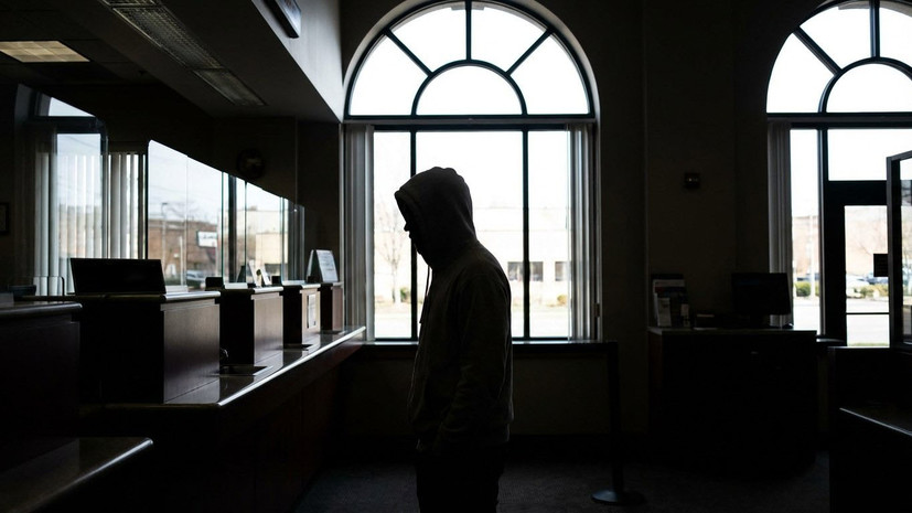 Россиян предупредили, могут ли мошенники украсть деньги с банковского вклада