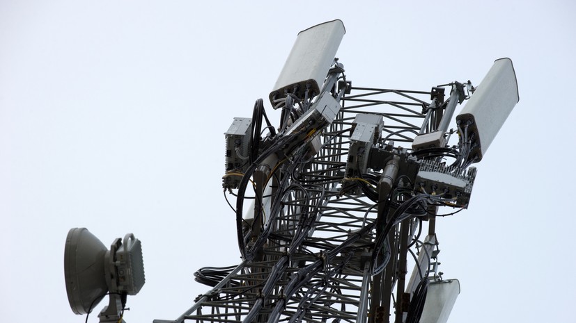 «В целях защиты от возникающих угроз безопасности»: Госдума приняла закон об отключении связи по требованию ФСБ