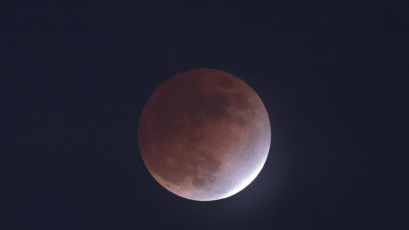 Астроном Богачёв рассказал о «розовой» Луне в апреле
