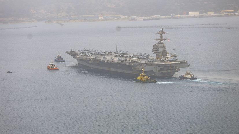 Bloomberg: у горевшего авианосца ВМС США USS Gerald R. Ford нашли новые проблемы