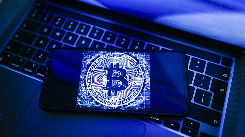 Криптоэксперт Комаленков: биткоину нужен уровень $68—70 тысяч