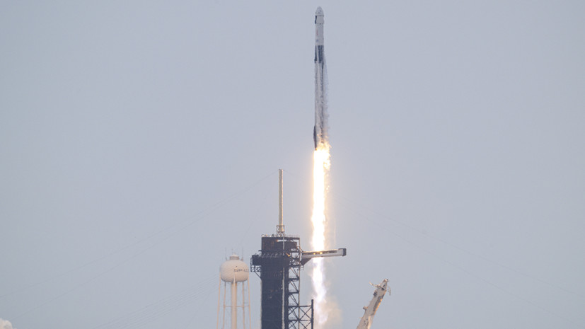 Корабль Crew Dragon с Олегом Платоновым отправился к МКС с мыса Канаверал