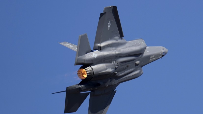 Американский истребитель F-35 потерпел крушение в Калифорнии