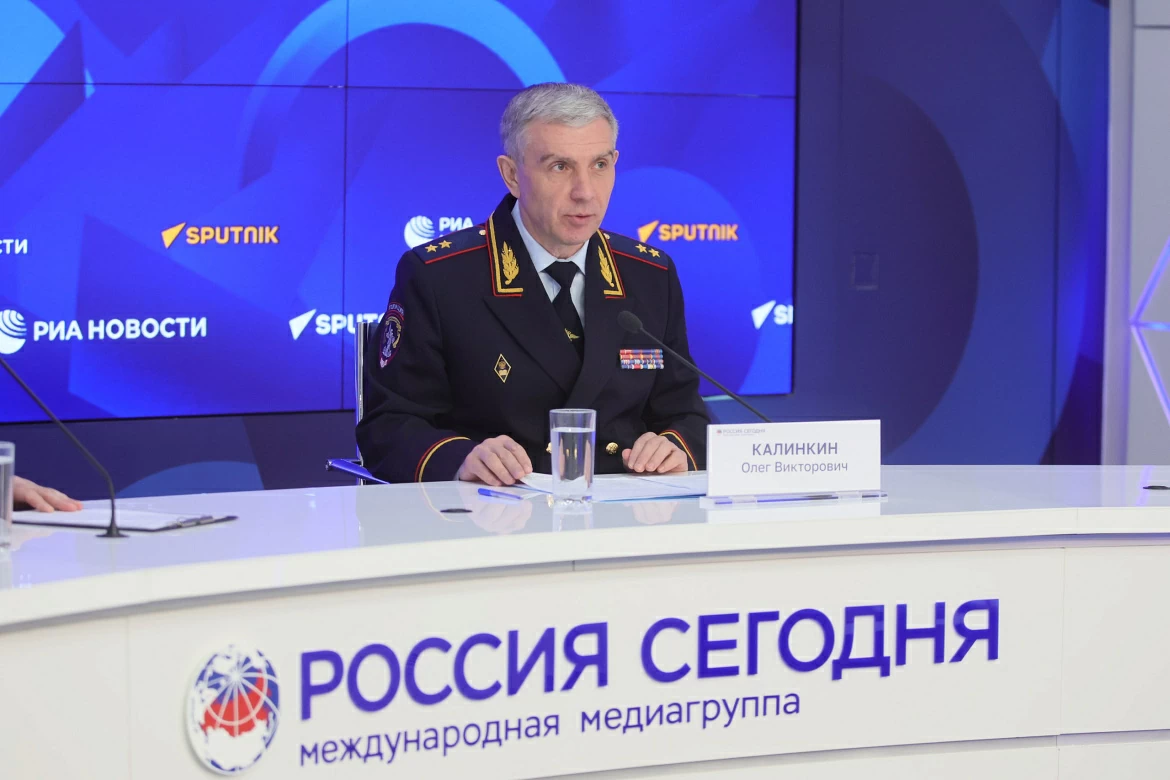 Начальник ГУТ МВД России Олег Калинкин на брифинге, посвящённом 107-летию речной полиции