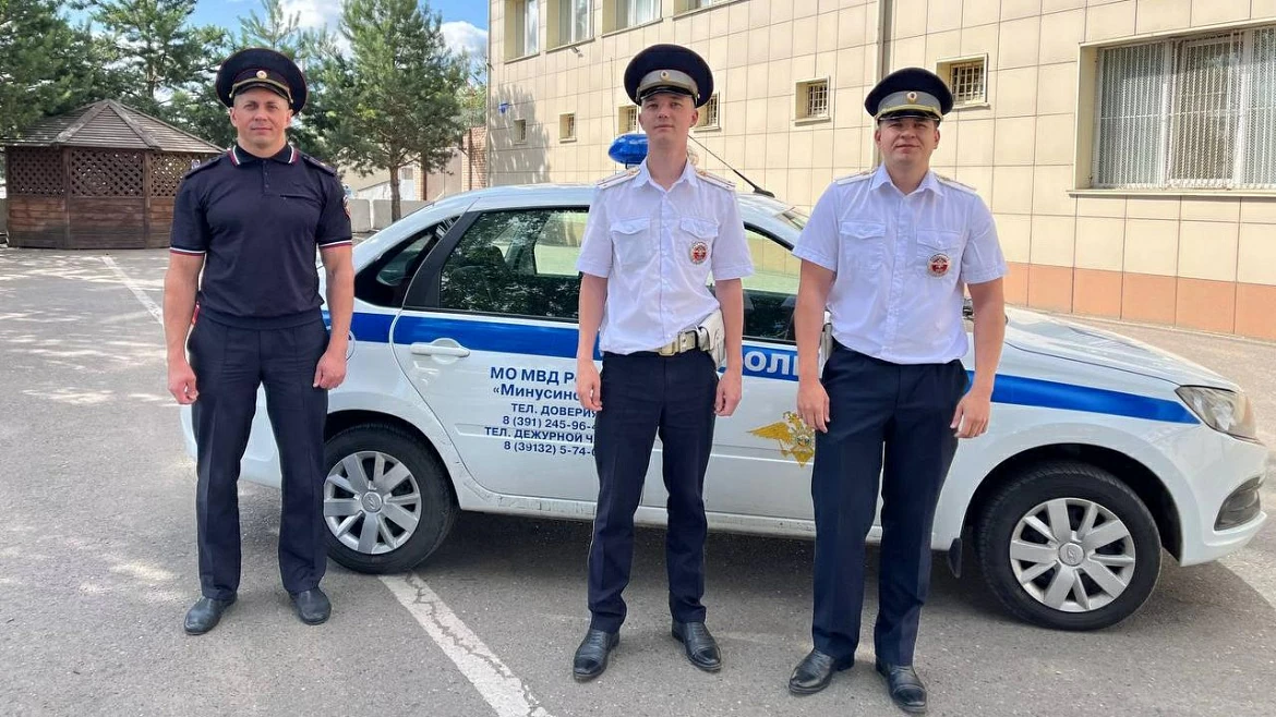 Полицейские Минусинска помогли подростку