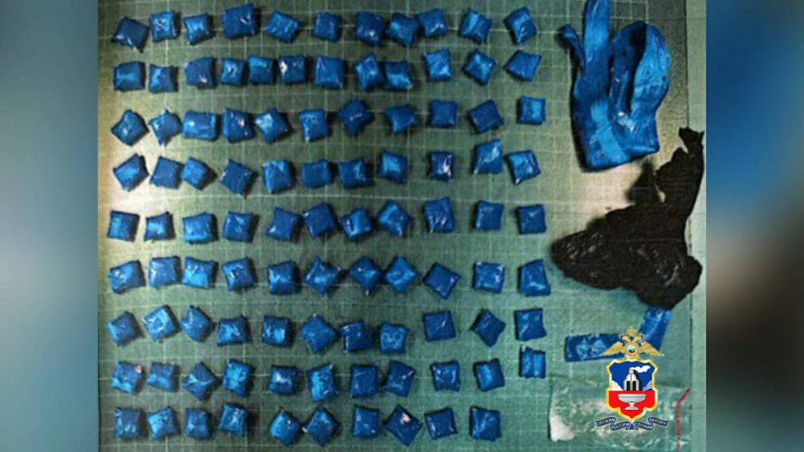 Задержание наркокурьеров в Барнауле