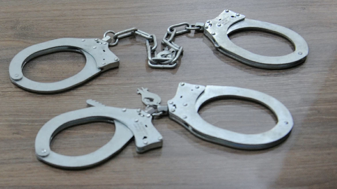 Задержание подозреваемых в пособничестве мошенникам в Красноярске