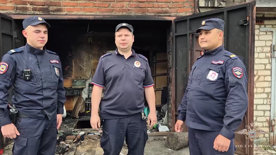 Генерал полиции Владимир Колокольцев вручил награды сотрудникам МВД